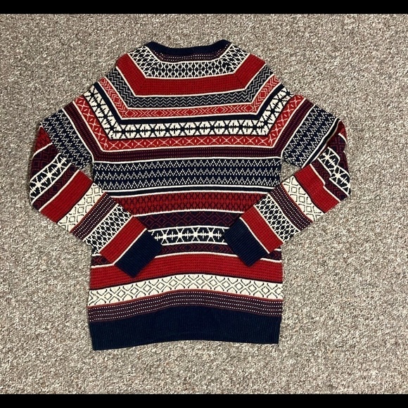 COZY winter sweater with multiple patterns medium - Picture 3 of 4